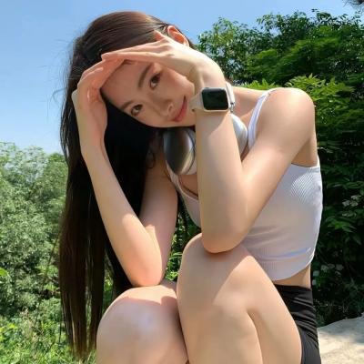 球场艳侣